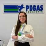 Ксения Pegas Touristik на Ярославской Алисы Смолкиной