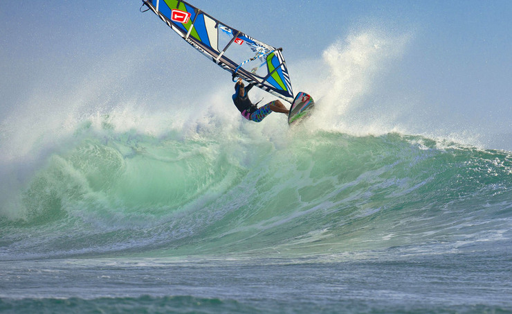 Потрясающий серфинг и дайвинг