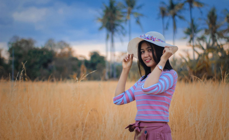 Улыбчивые жители