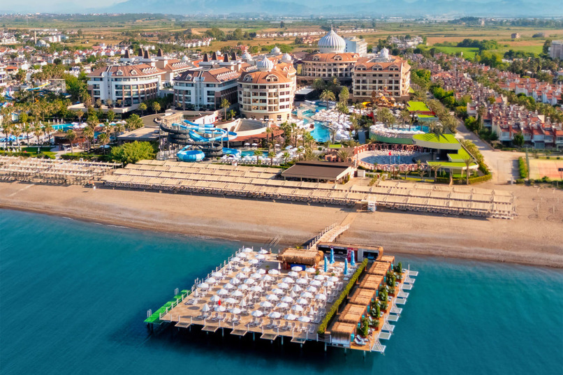 Отель Kirman Belazur Resort & Spa в Богазкенте
