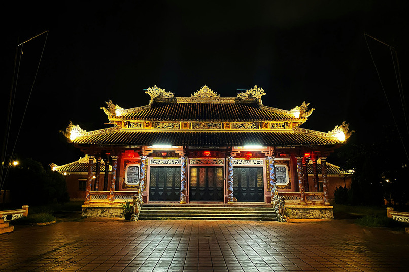 Храм Конфуция Ван Миеу в Хойане