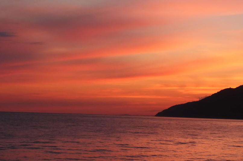 Закат в Гагре