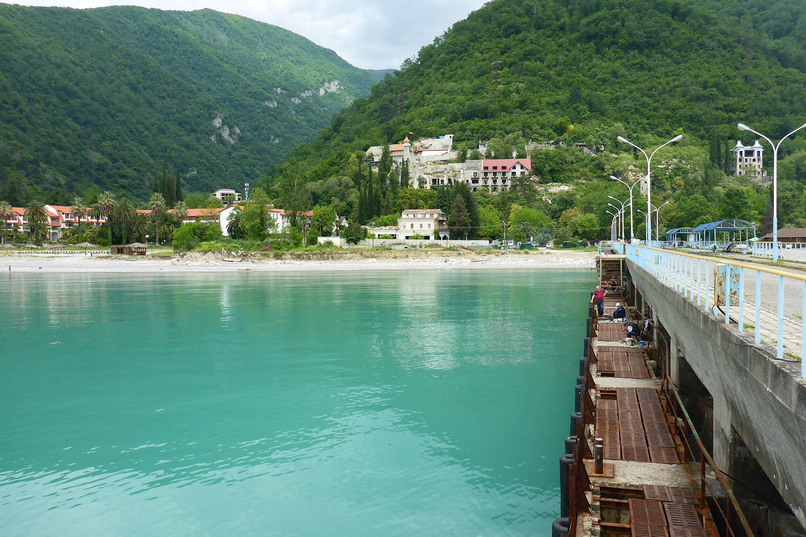 Мост в Гагре